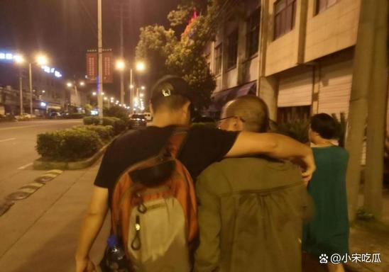 bd3eb13533fa828b81aa0fb2767c163a960a5a43.jpeg@f_auto 除了性生活就是打麻将,揭露中国2000多个县城,普通人的生活实录