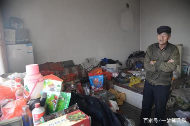 f703738da97739129c4a60e3b5df3a1c377ae20b.jpeg@f_auto 七旬老人单身至今一辈子为弟弟而活,不敢去侄儿家过年:怕讨人嫌